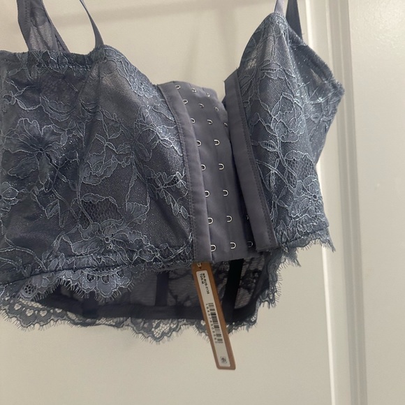Skims Blue and Silver corset NWT M - Picture 4 of 4